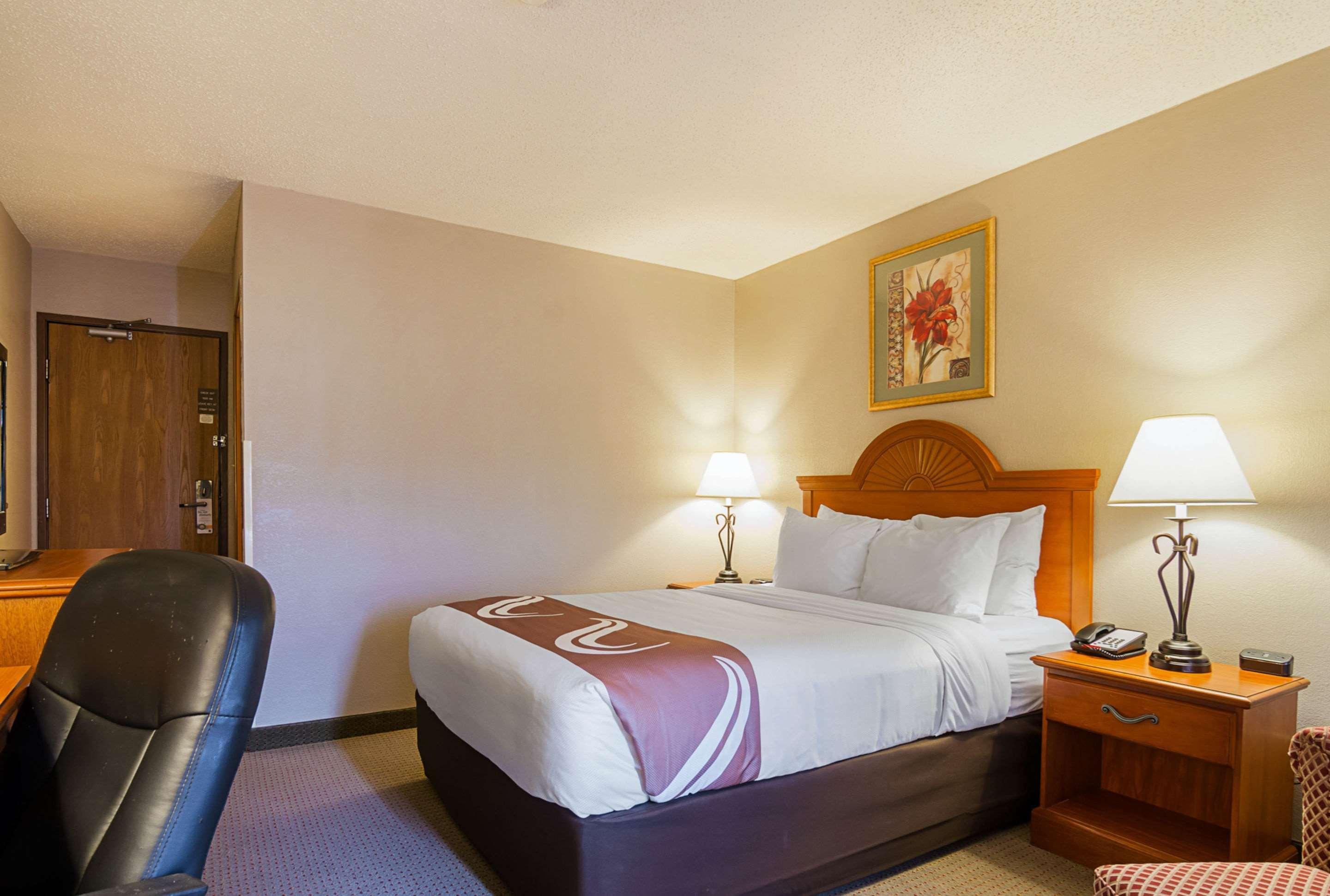 Quality Inn Sidney I-80 Exteriör bild