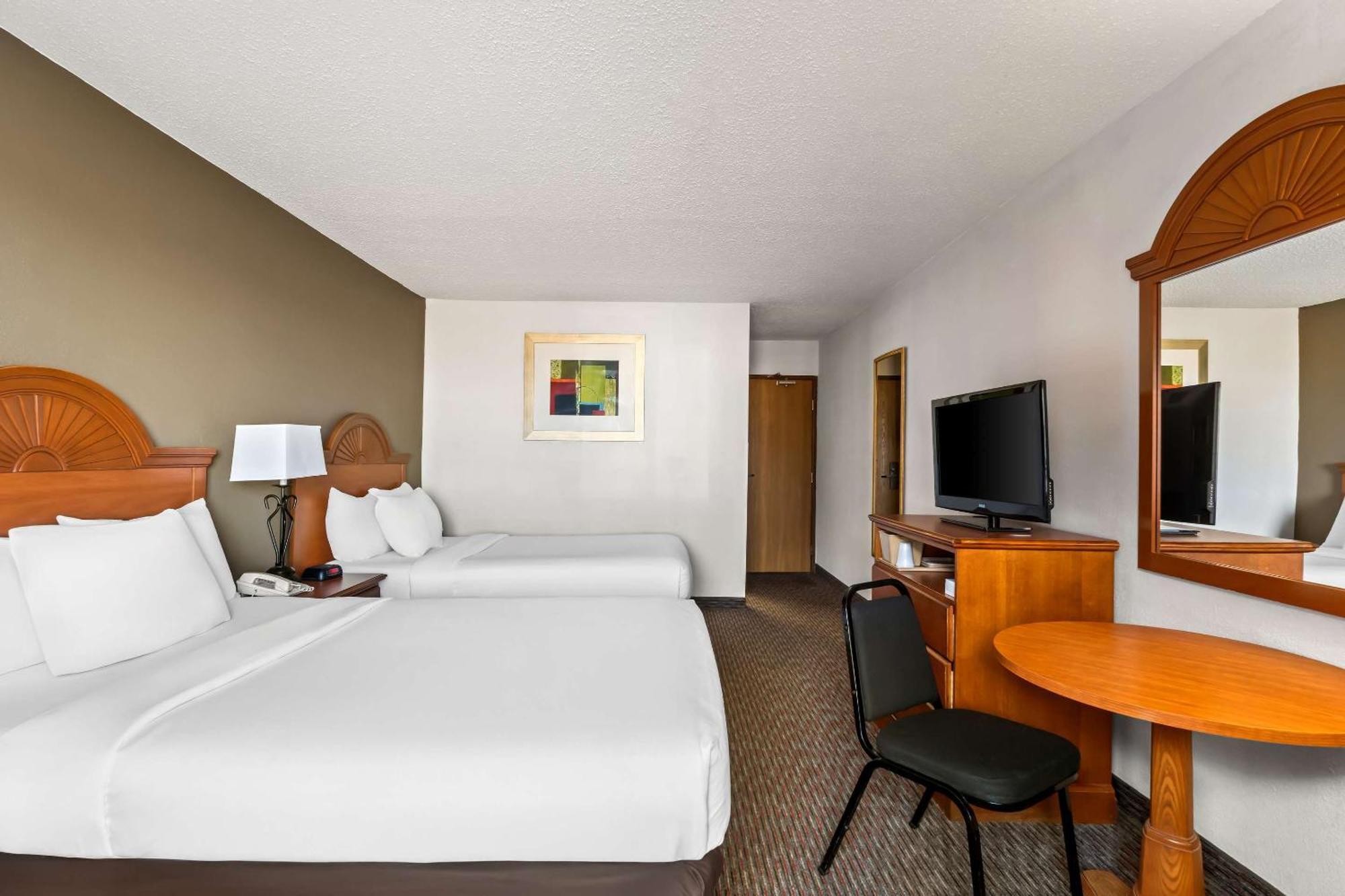 Quality Inn Sidney I-80 Exteriör bild