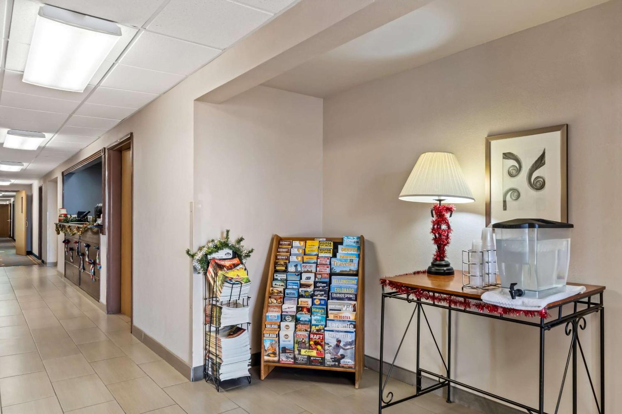 Quality Inn Sidney I-80 Exteriör bild